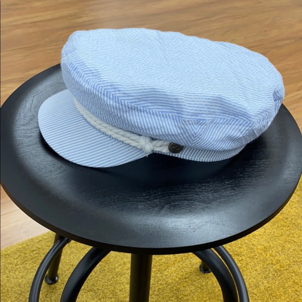 Fiddler Cap - Blue + White